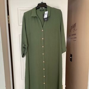 Mlle Gabrielle Olive Green Button-Front Maxi Dress. XL. Side slit on both side.